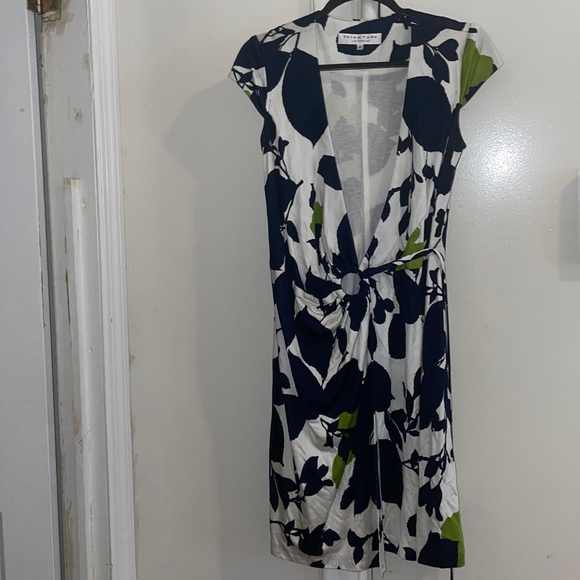 Trina Turk Dresses & Skirts - Trina Turk dress